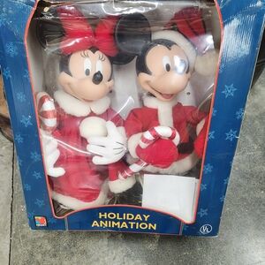 Holiday Animation Mickey and Minnie Figures
